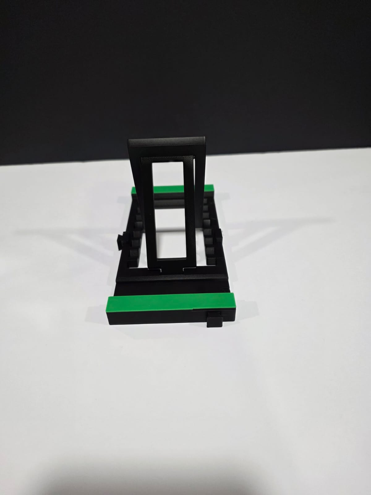 BoundBox™ Phone Flex Stand